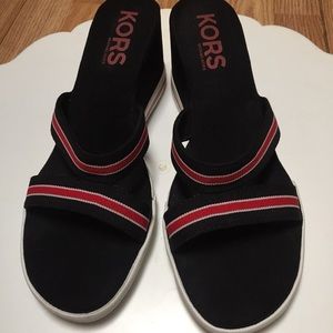 Kors Michael Kors Sandal size between 8.5 to 9